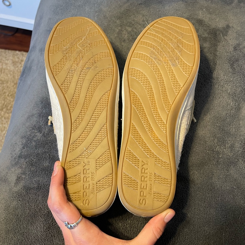 Sperries - Picture 7 of 7